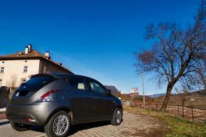 Lancia ypsilon Gold 1.2 euro 6b benzina 52.000km