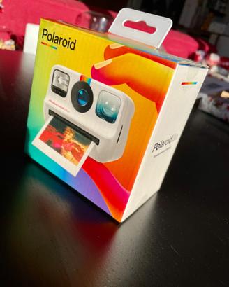 Polaroid Go + cartucce (tutto imballato)
