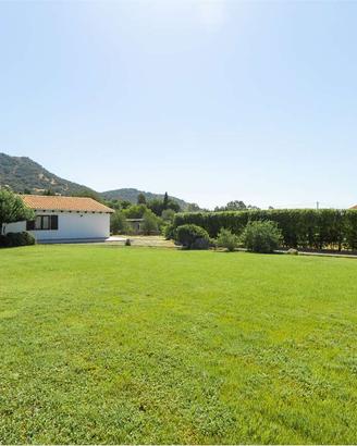 Villa Indipendente con giardino