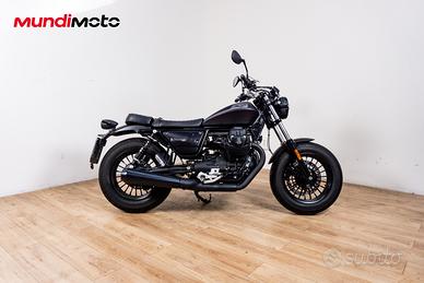 MOTO GUZZI V9 BOBBER - 2024