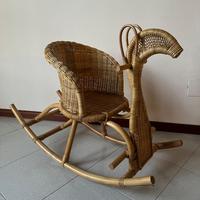 Cavallo a Dondolo in vimini per bambini