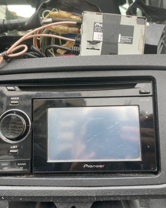 Navigatore Pioneer - avic F320BT-