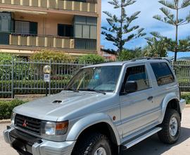 Mitsubishi Pajero GLS 2800