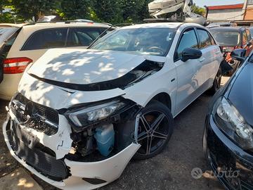 MERCEDES CLASSE A 250E 2020