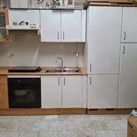 Vecchia cucina componibile 