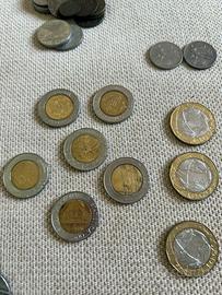 Varie monete italiane dal 1950 al 2000