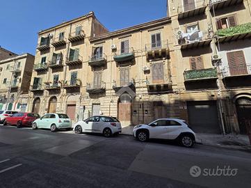 2 LOCALI A PALERMO