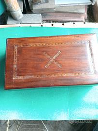 Scatola portagioie in legno vintage 