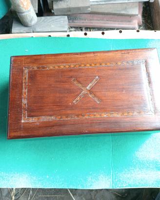 Scatola portagioie in legno vintage 
