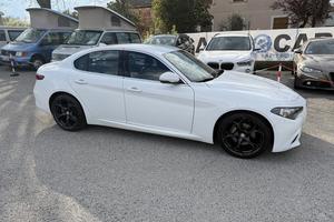 ALFA ROMEO GIULIA 180cv AT8 AWD NAVI LED XENON