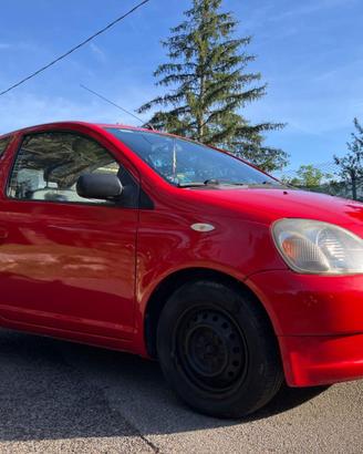 Toyota Yaris 1.0 16V 3 Porte – Riverniciata 2025
