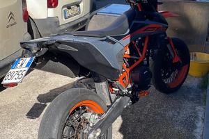 Ktm 690 SMCR 2021 NO permuta