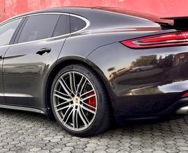 Porsche Panamera 4.0diesel 421cavalli 4s