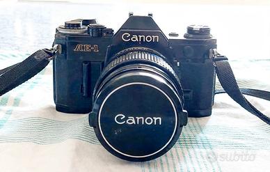 Canon AE-1 nera 85 mm 1.8 borsa rossa fa click ok