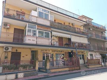 ATTICO A GIARDINI NAXOS