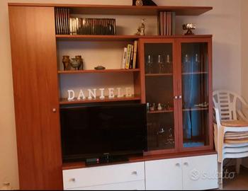 Parete attrezzata moderna