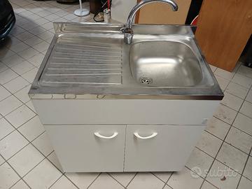 Lavandino con mobiletto