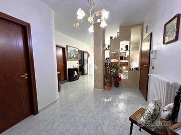 3 LOCALI A ALTAMURA