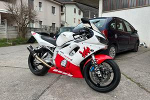 yamaha R6 e ricambi