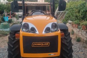 Trattore agricolo Pasquali pari al  nuovo