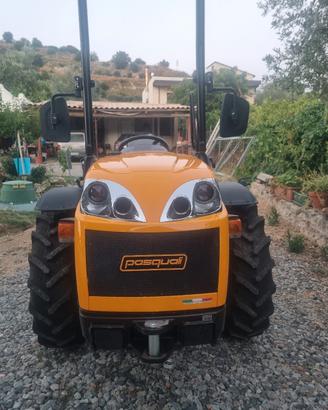 Trattore agricolo Pasquali pari al  nuovo