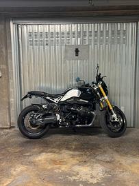 BMW R NineT