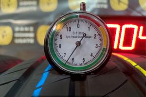 4 GOMME 245 45 18 ESTIVE 85% DOT23 MICHELIN