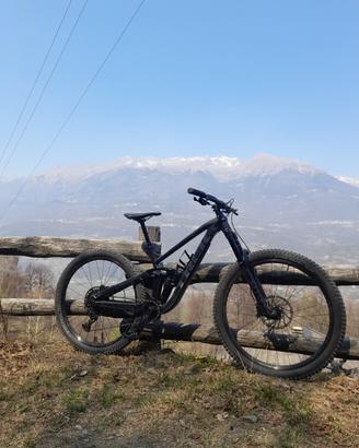 Trek slash 8 2022