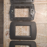 N.2 Placche Bticino living international L4803 GF