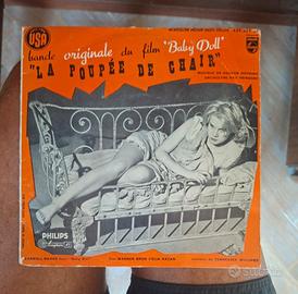 Raro vinile 45 giri vintage "La Poupée de Chair"