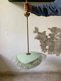 Lampadario vintage in vetro e ottone