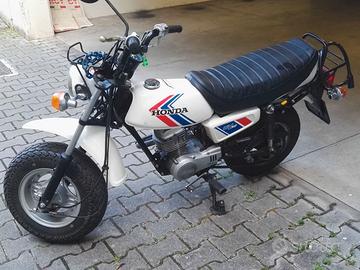 Honda cy 50