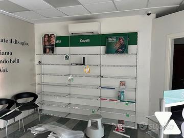 Arredo per farmacia
