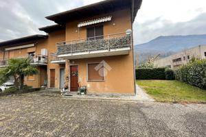 2 LOCALI A PORTO CERESIO