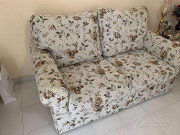 Divani poltrone sofà