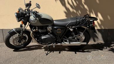 Triumph NUOVA Bonneville T100 GIUGNO 2026