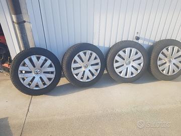 Cerchi R15 Volkswagen usati con gomme invernali 