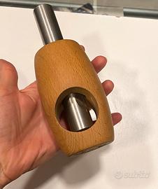 Schiaccianoci design Legnomagia cucina utensili