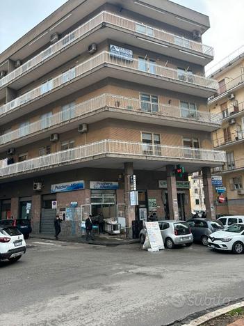 Fratte Centro Ampio Appartamento con posto auto