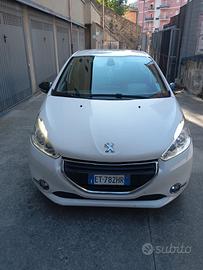 PEUGEOT  208 1°serie  1.6 e-HDi 92CV-5porte Allure