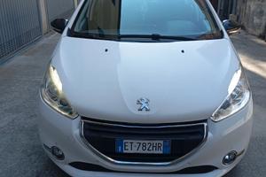 PEUGEOT  208 1°serie  1.6 e-HDi 92CV-5porte Allure