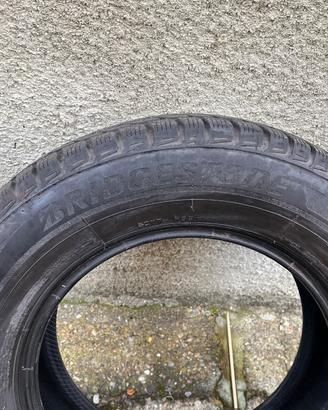 GOMME INVERNALI BRIDGSTONE