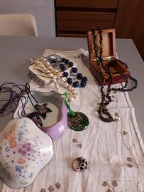 Collane eleganti bigiotteria vintage 
