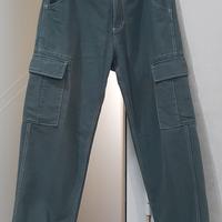Pantaloni cargo Bershka taglia 46