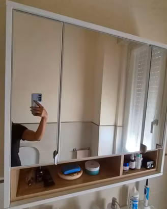 mobile bagno con specchio