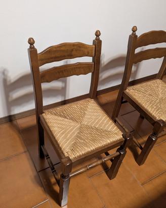 Sedie in legno con seduta in paglia – robuste