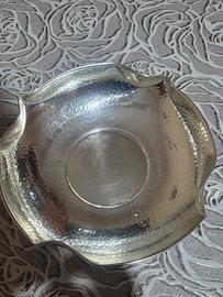 Ciotola in argento lavorata a mano