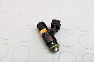 INIETTORE BENZINA DUCATI HYPERMOTARD 796 2010 2011