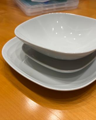 Set 18 piatti ikea bianchi