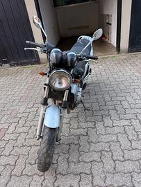 Moto Kawasaki Er 5